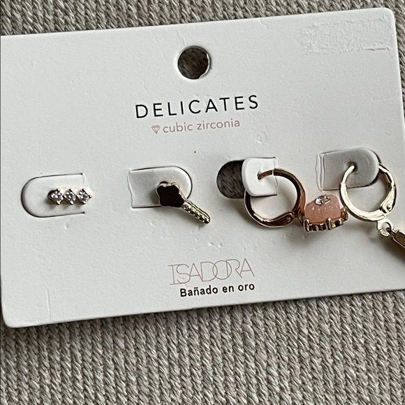 GOLD PLATED EARRING SET - Picture 4 of 4